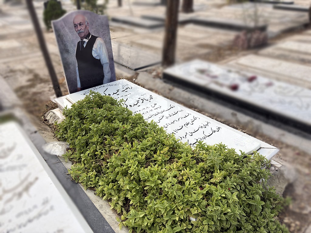 سنگ قبر سفید