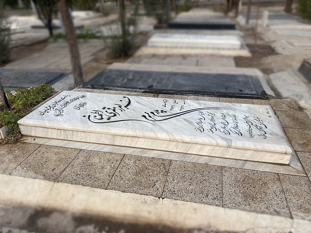 سنگ سفید طبیعی کد - E74